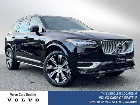 Certified 2025 Volvo XC90 B6 Plus w/ Protection Package Premier image 1