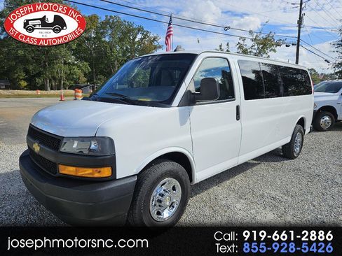 Used 2020 Chevrolet Express 3500 LS RWD image 1
