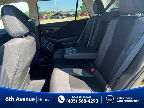 Used 2025 Subaru Outback Premium AWD/4WD image 22