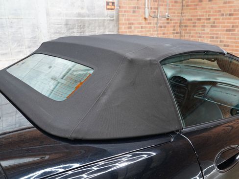 Used 2004 Chevrolet Corvette Convertible w/ Preferred Equipment Group image 48