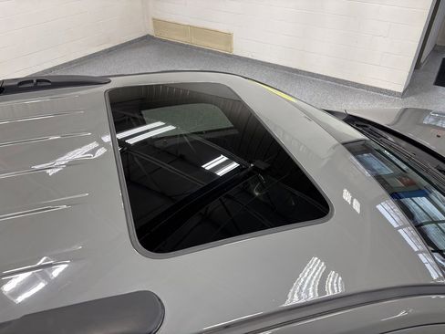 Used 2024 Dodge Durango SXT image 9