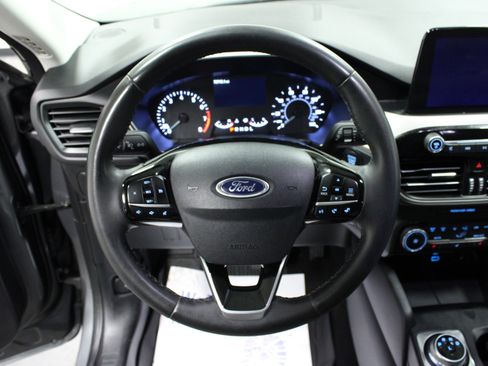 Used 2022 Ford Escape SE w/ Cold Weather Package AWD/4WD image 17
