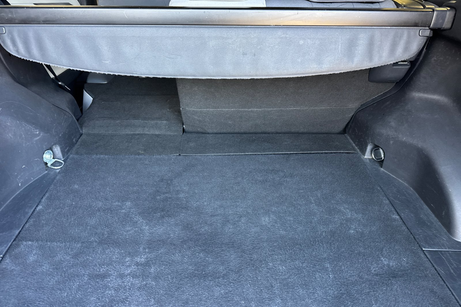Certified 2019 Toyota RAV4 XLE w/ Carpet Mat Package FWD image 21