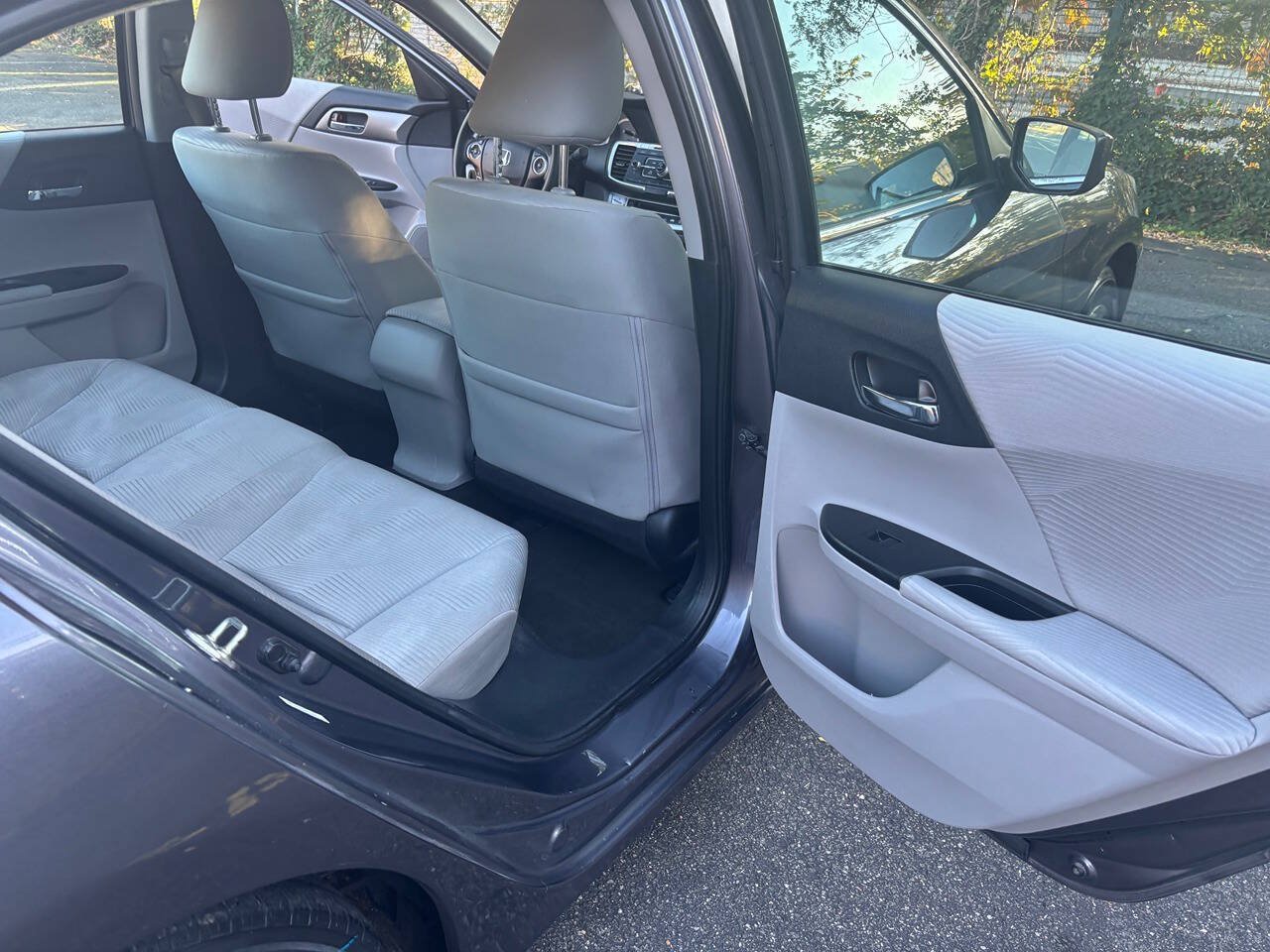 Used 2014 Honda Accord LX image 21