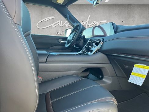 New 2026 Nissan Armada SV image 24