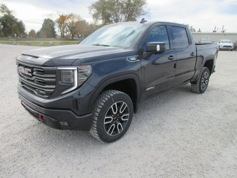 New 2026 GMC Sierra 1500 AT4 image 9