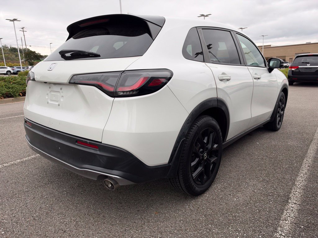 Used 2023 Honda HR-V Sport image 3
