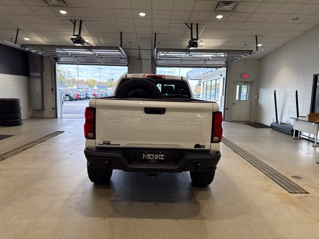 Used 2024 Chevrolet Colorado ZR2 w/ ZR2 Bison Edition AWD/4WD image 6
