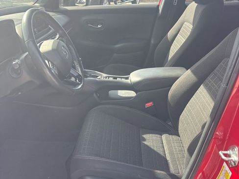 Used 2023 Honda HR-V Sport image 6