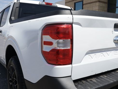 Used 2023 Ford Maverick XL w/ Equipment Group 100A Standard AWD/4WD image 18