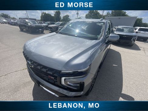 Certified 2025 Chevrolet Suburban Z71 AWD/4WD image 19