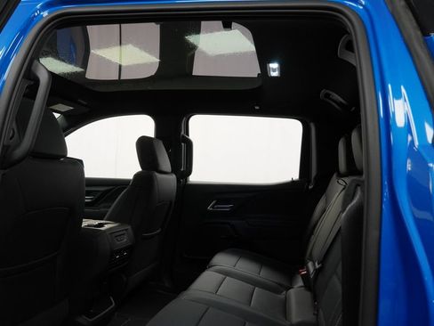 New 2026 Chevrolet Silverado EV LT AWD/4WD image 12