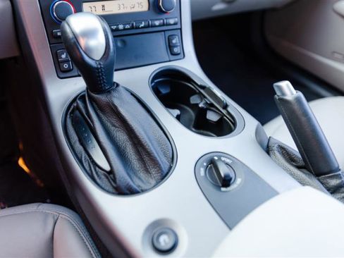 Used 2007 Chevrolet Corvette Convertible w/ Preferred Equipment Group image 28