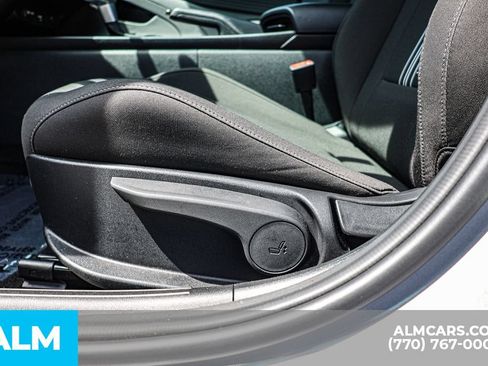 Used 2025 Hyundai Elantra Sport FWD image 23