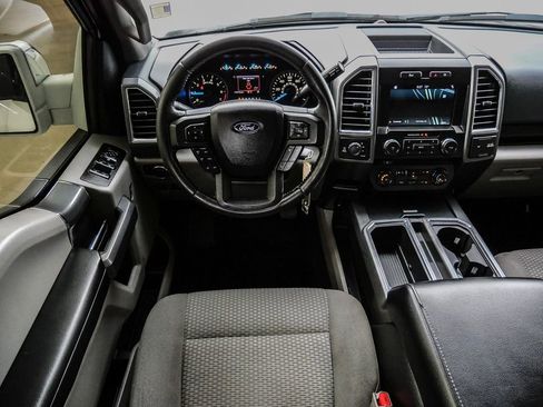 Used 2017 Ford F150 XLT w/ Equipment Group 302A Luxury AWD/4WD image 25