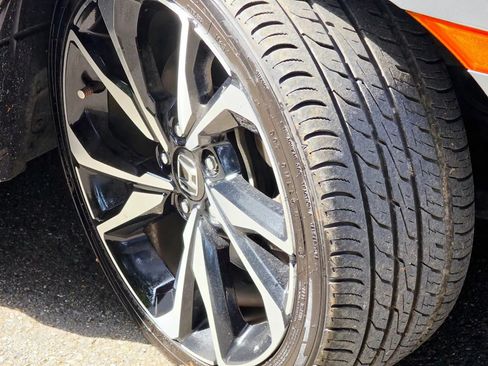 Used 2019 Honda Civic Si image 18