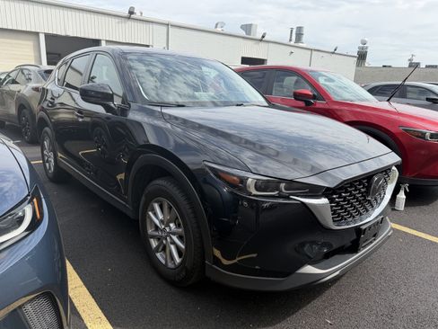 Used 2023 MAZDA CX-5 AWD 2.5 S w/ Preferred Package image 2
