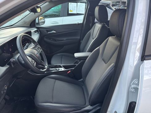 Used 2025 Buick Encore GX Preferred image 30