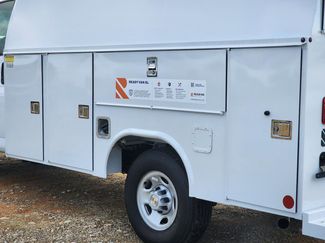 New 2025 Chevrolet Express 3500 w/ Power Convenience Package RWD video 2
