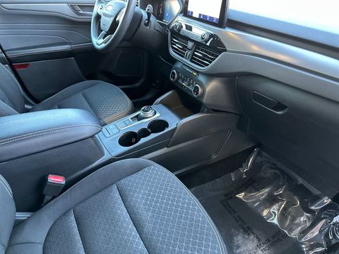 Certified 2025 Ford Escape Active FWD image 15