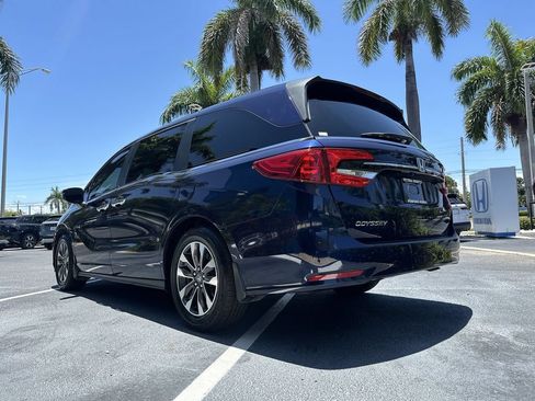 Certified 2024 Honda Odyssey EX-L image 18