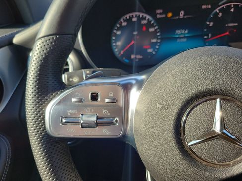 Used 2022 Mercedes-Benz GLC 300 4MATIC Coupe image 20