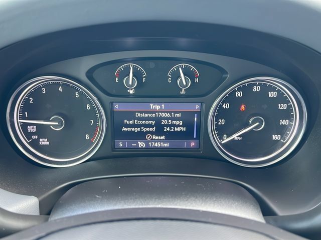 Used 2024 Buick Enclave Essence w/ Experience Buick Package FWD image 22