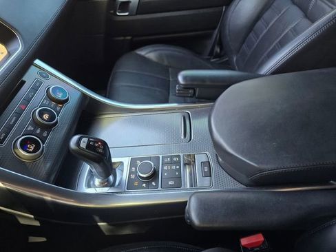 Used 2017 Land Rover Range Rover Sport HSE Dynamic image 25