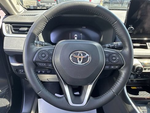 Used 2023 Toyota RAV4 Limited AWD/4WD image 21