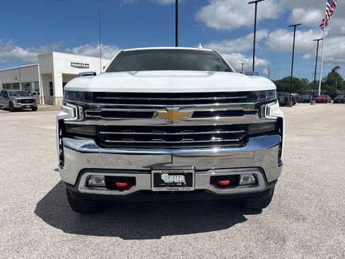 Used 2021 Chevrolet Silverado 1500 LTZ w/ LTZ Convenience Package II AWD/4WD image 9