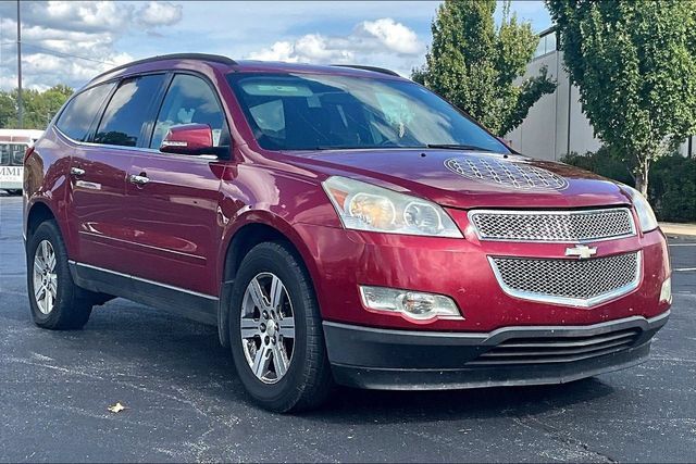 Used 2012 Chevrolet Traverse LT AWD/4WD image 2
