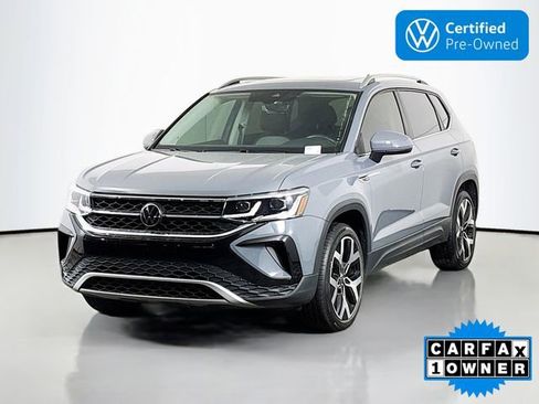 Certified 2023 Volkswagen Taos SEL AWD/4WD image 3
