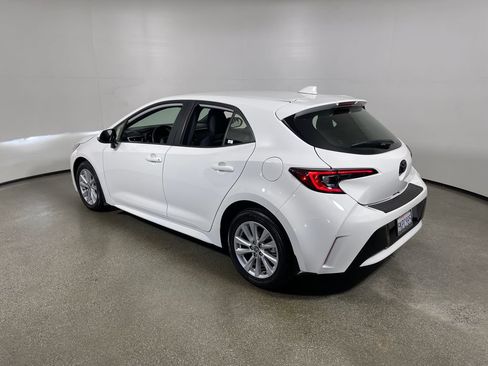Certified 2024 Toyota Corolla SE w/ SE Package FWD image 5
