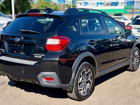 Used 2017 Subaru Crosstrek 2.0i Limited w/ Popular Package #2 AWD/4WD image 3