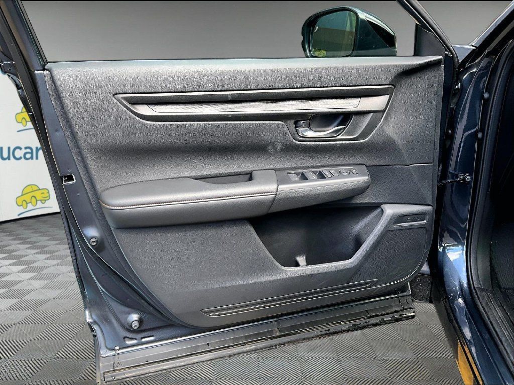 Used 2026 Honda CR-V Sport image 9