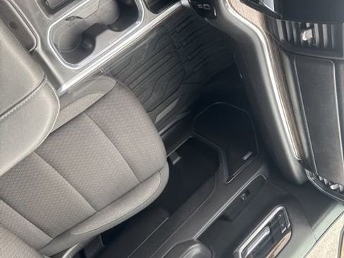 Used 2025 GMC Sierra 1500 Elevation w/ Preferred Package image 11