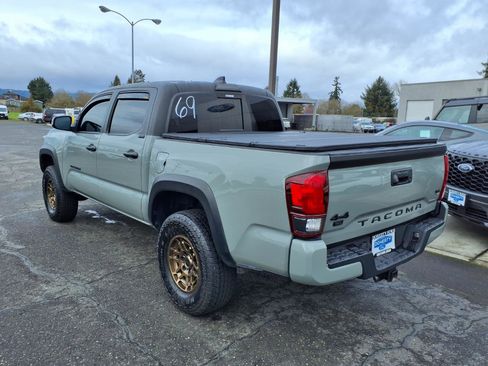 Used 2023 Toyota Tacoma 4x4 Double Cab w/ Trail Edition image 8