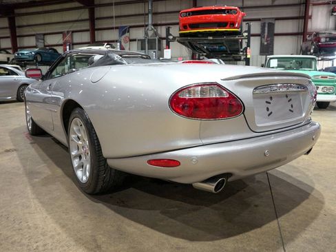 Used 2001 Jaguar XK8 Convertible RWD image 6