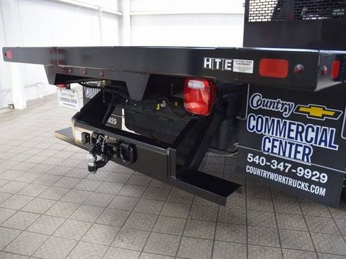 Used 2024 RAM 5500 Tradesman w/ Chrome Appearance Group image 14