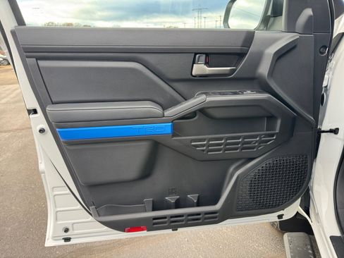 New 2025 Toyota Tacoma TRD Off-Road image 24