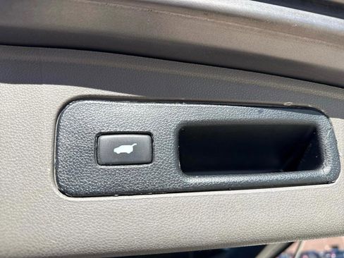 Used 2012 Honda Odyssey Touring image 47