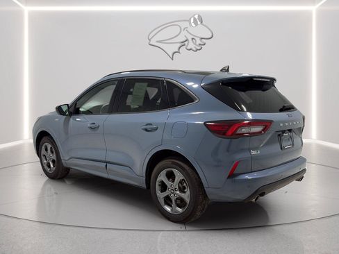 Used 2024 Ford Escape ST-Line w/ Tech Pack #1 AWD/4WD image 3