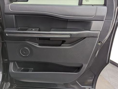 Used 2024 Ford Expedition Max XLT AWD/4WD image 22