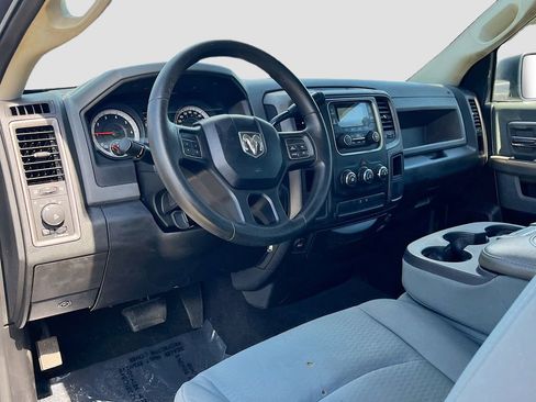 Used 2013 RAM 1500 Express RWD image 9