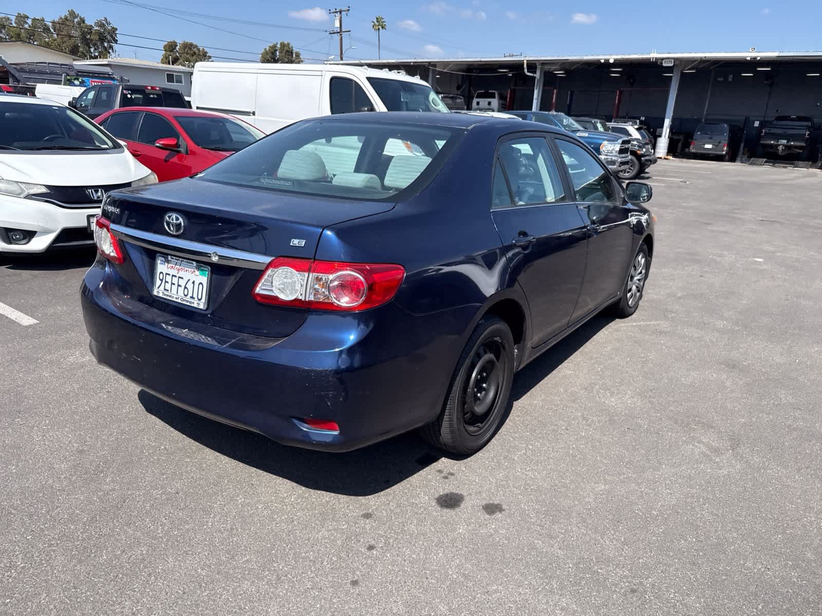 Used 2013 Toyota Corolla LE FWD image 14