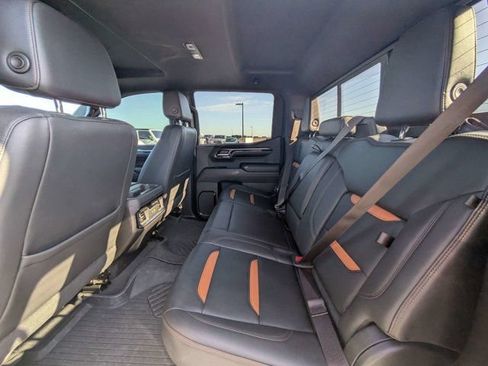 Used 2024 GMC Sierra 1500 AT4 w/ Technology Package AWD/4WD image 13