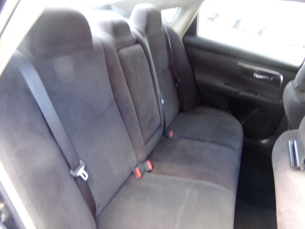 Used 2013 Nissan Altima 2.5 S FWD image 22