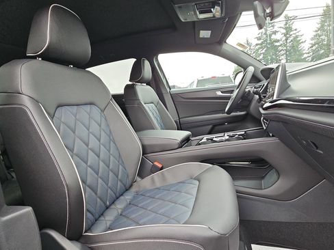 New 2026 Volkswagen Atlas Cross Sport SEL Premium R-Line image 30