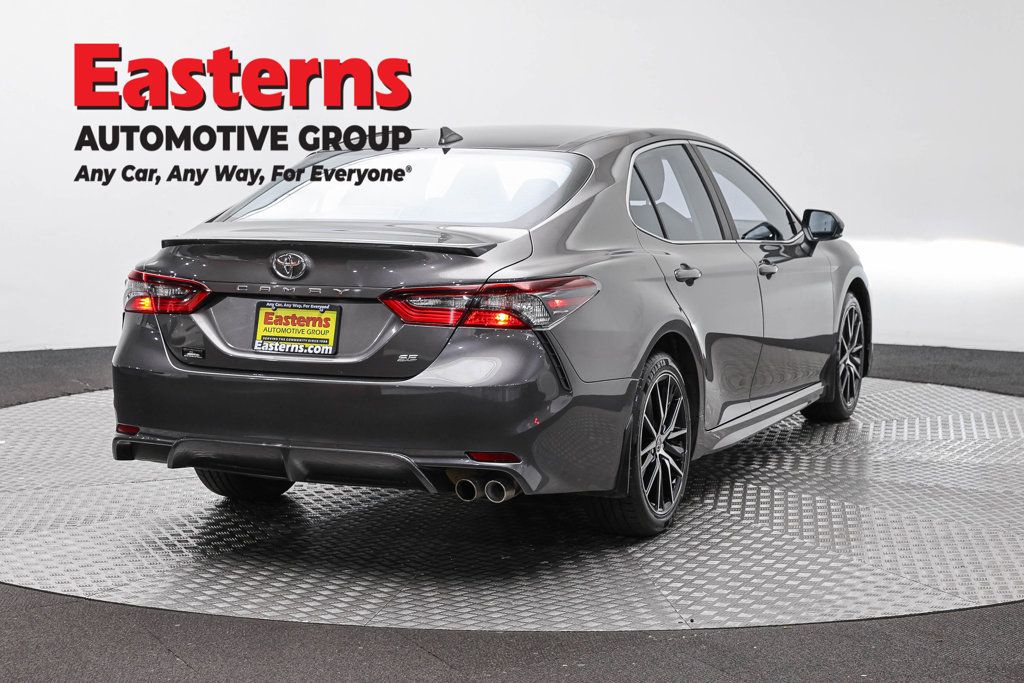 Used 2024 Toyota Camry SE FWD image 7