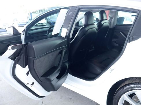 Used 2018 Tesla Model 3 Long Range AWD/4WD image 28